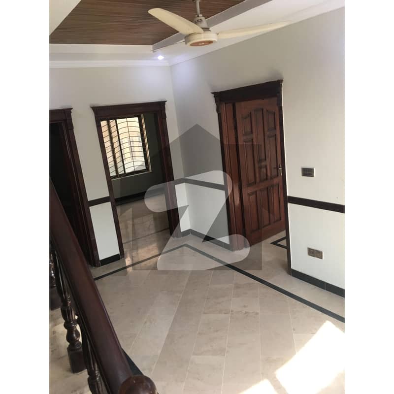 Upper Portion For Rent In G-10/1