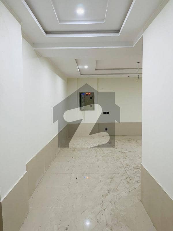 پی آئی اے مین بلیوارڈ لاہور میں 3 مرلہ Studio دفتر 65.0 ہزار میں کرایہ پر دستیاب ہے۔ پی آئی اے مین بلیوارڈ لاہور میں 3 مرلہ Studio دفتر 65.0 ہزار میں کرایہ پر دستیاب ہے۔