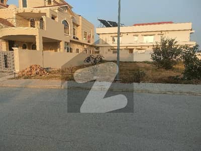 ڈی ایچ اے فیز 5 - سیکٹر ایچ ڈی ایچ اے ڈیفینس فیز 5,ڈی ایچ اے ڈیفینس,اسلام آباد میں 1 کنال رہائشی پلاٹ 3.05 کروڑ میں برائے فروخت۔ ڈی ایچ اے فیز 5 - سیکٹر ایچ ڈی ایچ اے ڈیفینس فیز 5,ڈی ایچ اے ڈیفینس,اسلام آباد میں 1 کنال رہائشی پلاٹ 3.05 کروڑ میں برائے فروخت۔