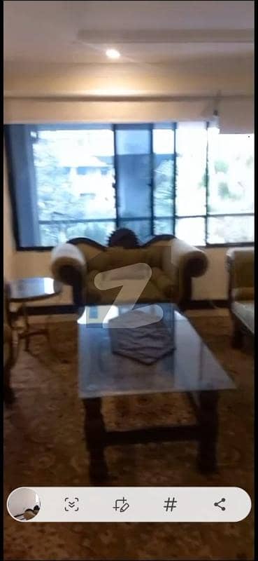 ڈپلومیٹک انکلیو اسلام آباد میں 3 کمروں کا 9 مرلہ فلیٹ 2.6 لاکھ میں کرایہ پر دستیاب ہے۔