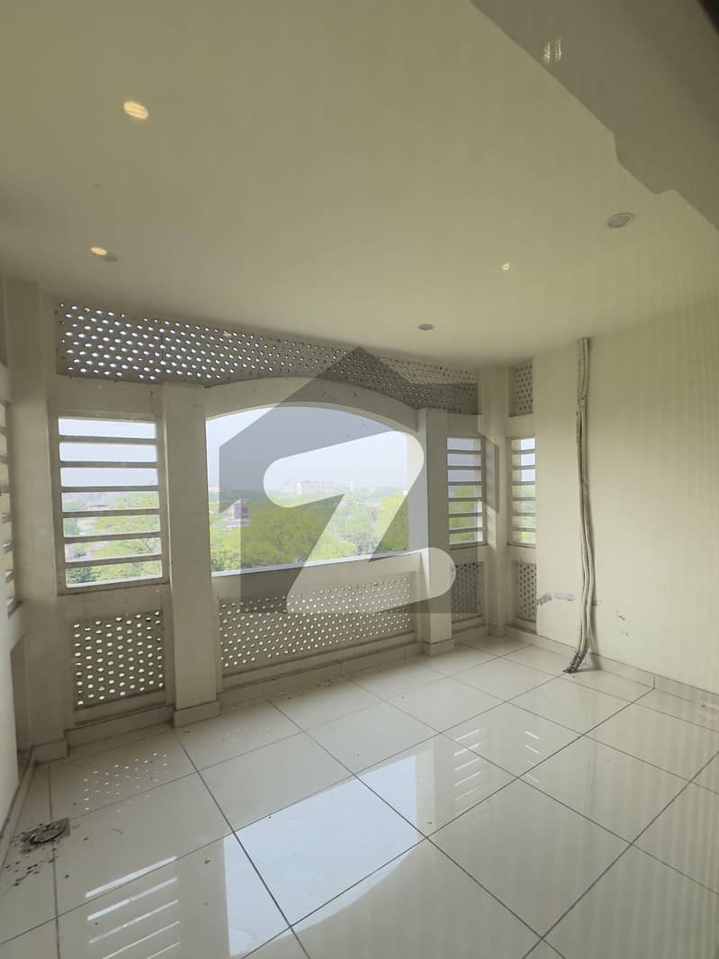 2 BEDS FURNISHED APARTMENT