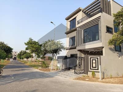 This Is Your Chance To Buy Prime Location House In Gujranwala This Is Your Chance To Buy Prime Location House In Gujranwala