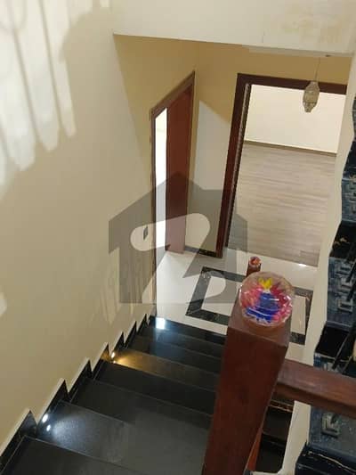 10 Marla House For rent In Top City 1