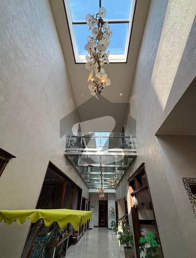 ڈی ایچ اے فیز 6 ڈی ایچ اے ڈیفینس,کراچی میں 6 کمروں کا 2 کنال مکان 32.0 کروڑ میں برائے فروخت۔