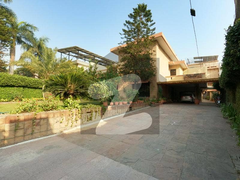 کوب لائن راولپنڈی میں 4 کمروں کا 1 کنال مکان 12.5 کروڑ میں برائے فروخت۔ کوب لائن راولپنڈی میں 4 کمروں کا 1 کنال مکان 12.5 کروڑ میں برائے فروخت۔