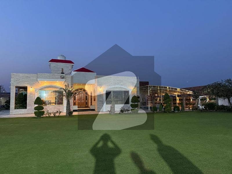 بیدیاں روڈ لاہور میں 5 کمروں کا 5 کنال فارم ہاؤس 15.0 ہزار میں کرایہ پر دستیاب ہے۔