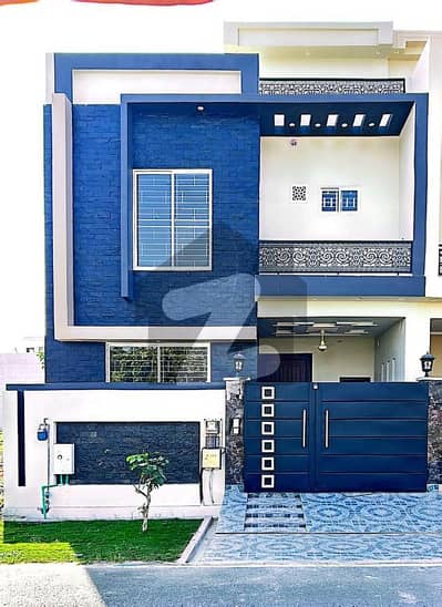 Reserve A Centrally Located Prime Location House In Royal Palm City - Block D Reserve A Centrally Located Prime Location House In Royal Palm City - Block D