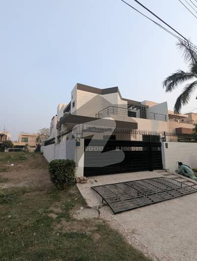 ڈی ایچ اے فیز 4 ڈیفنس (ڈی ایچ اے),لاہور میں 4 کمروں کا 10 مرلہ مکان 1.8 لاکھ میں کرایہ پر دستیاب ہے۔ ڈی ایچ اے فیز 4 ڈیفنس (ڈی ایچ اے),لاہور میں 4 کمروں کا 10 مرلہ مکان 1.8 لاکھ میں کرایہ پر دستیاب ہے۔