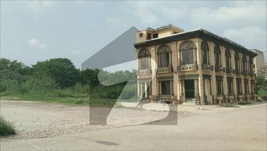 جی ۔ 11 مرکز جی ۔ 11,اسلام آباد میں 1 کنال عمارت 8.0 لاکھ میں کرایہ پر دستیاب ہے۔