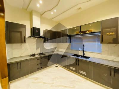 1 Kanal Brand New Portion For Rent