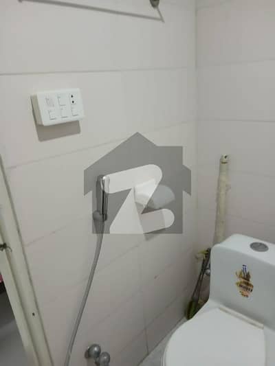 Fully Furnished Room For Rent