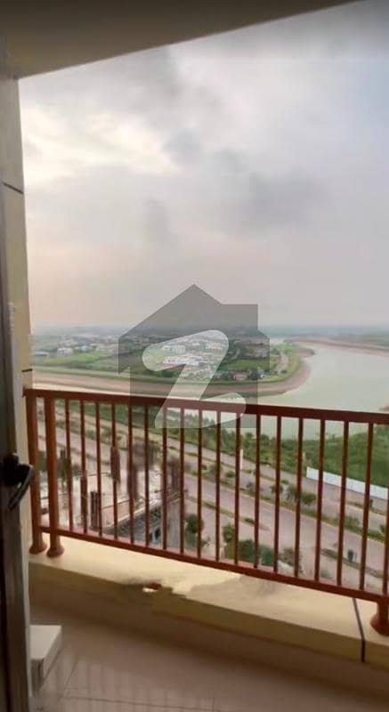 گلبرگ گرینز ۔ بلاک ڈی گلبرگ گرینز,گلبرگ,اسلام آباد میں 2 کمروں کا 8 مرلہ فلیٹ 1.75 کروڑ میں برائے فروخت۔