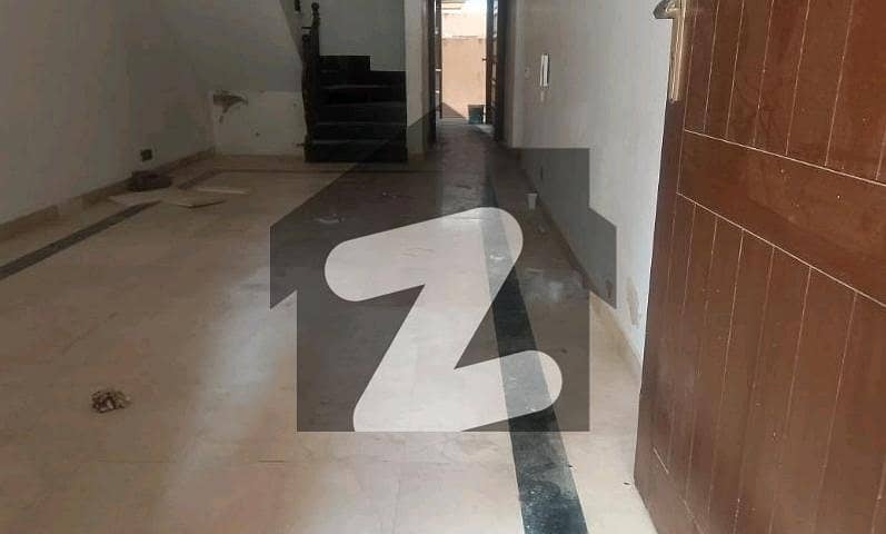 Office Available For Rent Office Available For Rent