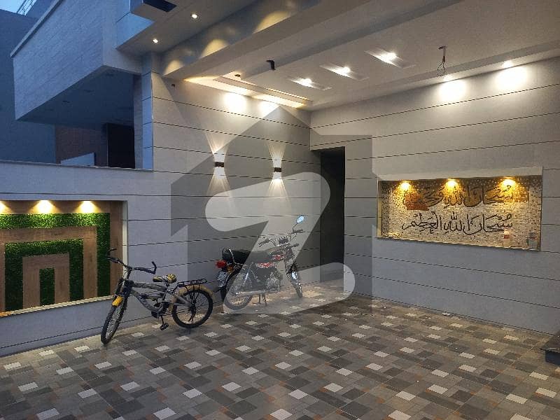 Lower Portion For Rent In Canal Garden