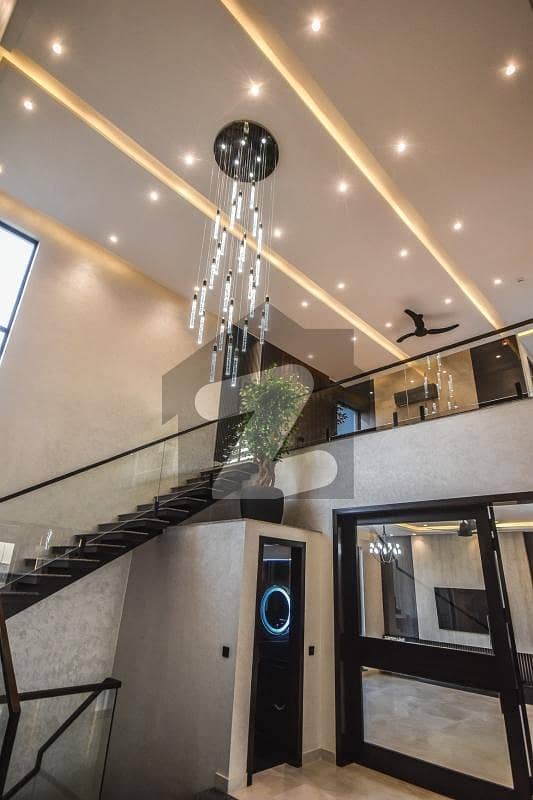 22 Marla New House For Sale in Main Cantt