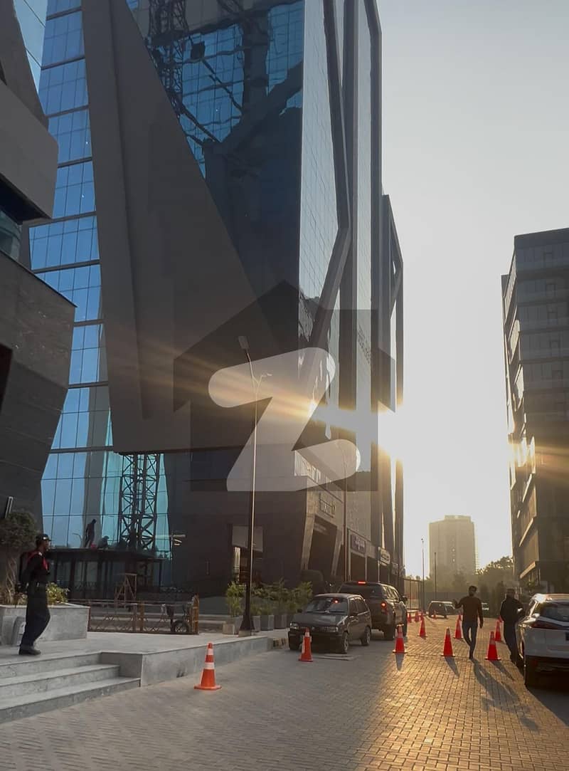 Sho for sale in new blue area Sho for sale in new blue area