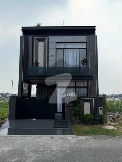 ڈی ایچ اے فیز 6 ڈیفنس (ڈی ایچ اے),لاہور میں 3 کمروں کا 5 مرلہ مکان 2.25 کروڑ میں برائے فروخت۔