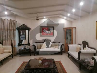 2 Kanal Owner Build Beautiful House Available For Sale 2 Kanal Owner Build Beautiful House Available For Sale