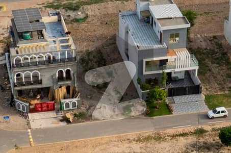 پارک ویو سٹی ۔ پلاٹینم بلاک پارک ویو سٹی,لاہور میں 5 مرلہ رہائشی پلاٹ 59.0 لاکھ میں برائے فروخت۔