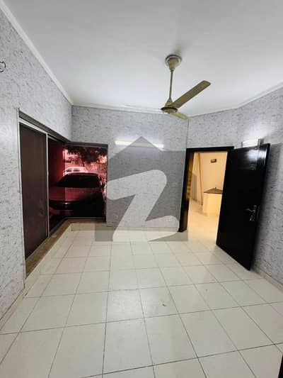 بحریہ ٹاؤن سفاری ولاز بحریہ ٹاؤن سیکٹر B,بحریہ ٹاؤن,لاہور میں 3 کمروں کا 5 مرلہ مکان 75.0 ہزار میں کرایہ پر دستیاب ہے۔ بحریہ ٹاؤن سفاری ولاز بحریہ ٹاؤن سیکٹر B,بحریہ ٹاؤن,لاہور میں 3 کمروں کا 5 مرلہ مکان 75.0 ہزار میں کرایہ پر دستیاب ہے۔