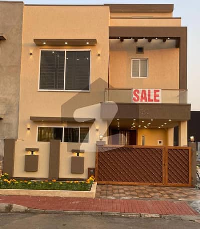 5Marla Brand New Designer House For Sale