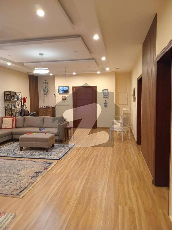 DHA Avenue Mall Apartment For Sale