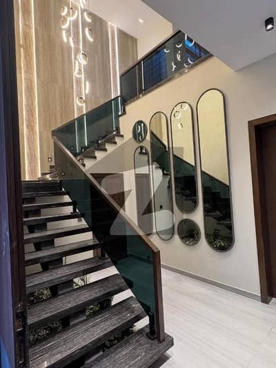 ایم پی سی ایچ ایس - بلاک سی ایم پی سی ایچ ایس ۔ ملٹی گارڈنز,بی ۔ 17,اسلام آباد میں 6 کمروں کا 10 مرلہ مکان 5.8 کروڑ میں برائے فروخت۔ ایم پی سی ایچ ایس - بلاک سی ایم پی سی ایچ ایس ۔ ملٹی گارڈنز,بی ۔ 17,اسلام آباد میں 6 کمروں کا 10 مرلہ مکان 5.8 کروڑ میں برائے فروخت۔