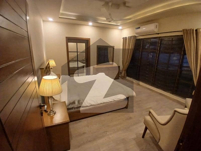 ایف ۔ 7 اسلام آباد میں 5 کمروں کا 2 کنال مکان 12.0 لاکھ میں کرایہ پر دستیاب ہے۔