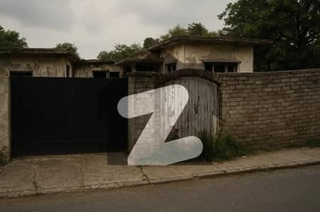 2000 SYD Demolishable House For Sale In F8 2000 SYD Demolishable House For Sale In F8