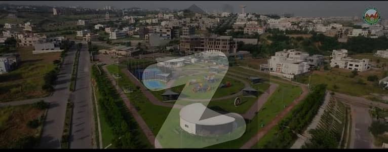 ڈی ایچ اے فیز 5 - سیکٹر بی ڈی ایچ اے ڈیفینس فیز 5,ڈی ایچ اے ڈیفینس,اسلام آباد میں 1 کنال رہائشی پلاٹ 4.05 کروڑ میں برائے فروخت۔