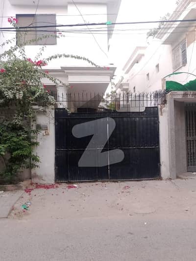 کلفٹن ۔ بلاک 9 کلفٹن,کراچی میں 4 کمروں کا 13 مرلہ مکان 5.0 کروڑ میں برائے فروخت۔