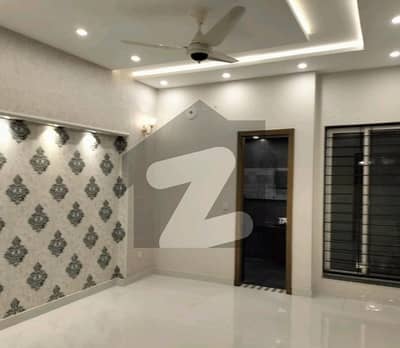 House Of 5 Marla Is Available In Contemporary Neighborhood Of Bahria Town House Of 5 Marla Is Available In Contemporary Neighborhood Of Bahria Town