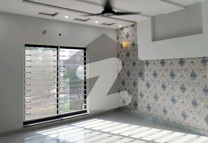 ڈریم گارڈنز ڈیفینس روڈ,لاہور میں 2 کمروں کا 3 مرلہ مکان 1.9 کروڑ میں برائے فروخت۔