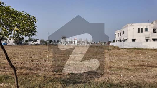 Y Block 4 Kanal Plots Very Attractive Location Available For Sale Y Block 4 Kanal Plots Very Attractive Location Available For Sale