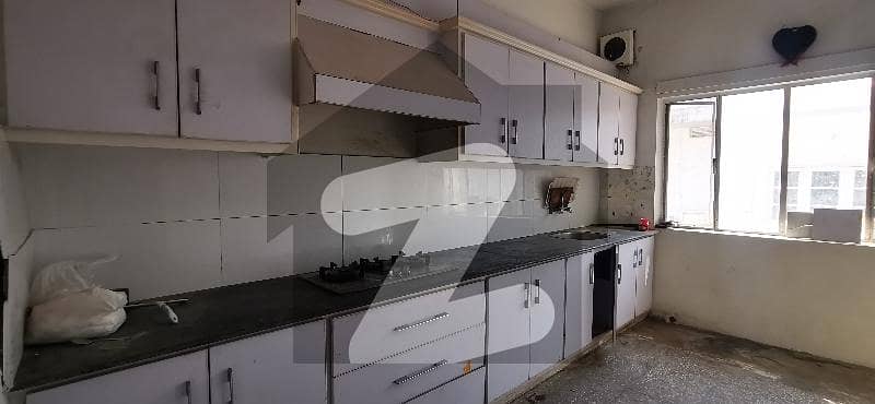 Upper portion for Rent