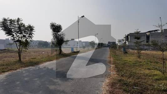 Plot No. 1815, Block U: Where Style Meets Sophistication in DHA Phase 7