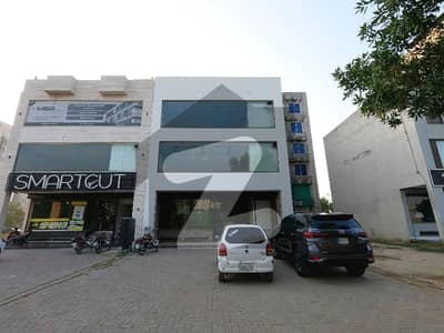 بحریہ ٹاؤن سیکٹر ای بحریہ ٹاؤن,لاہور میں 1 کمرے کا 5 مرلہ عمارت 15.0 کروڑ میں برائے فروخت۔