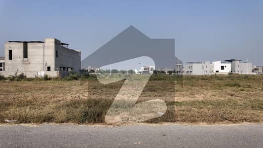 4 Kanals Road Level Phase 7 W Block 4 Kanals Road Level Phase 7 W Block