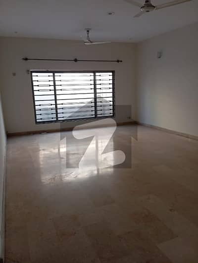 In Soan Garden 12marla Upper Portion 3bedroom Rent Demand 65000