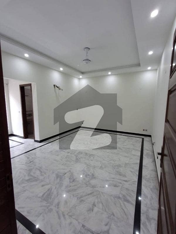 ایف ۔ 10 اسلام آباد میں 6 کمروں کا 1 کنال مکان 5.0 لاکھ میں کرایہ پر دستیاب ہے۔ ایف ۔ 10 اسلام آباد میں 6 کمروں کا 1 کنال مکان 5.0 لاکھ میں کرایہ پر دستیاب ہے۔