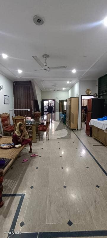 ملٹری اکاؤنٹس ہاؤسنگ سوسائٹی لاہور میں 5 کمروں کا 8 مرلہ مکان 2.5 کروڑ میں برائے فروخت۔ ملٹری اکاؤنٹس ہاؤسنگ سوسائٹی لاہور میں 5 کمروں کا 8 مرلہ مکان 2.5 کروڑ میں برائے فروخت۔