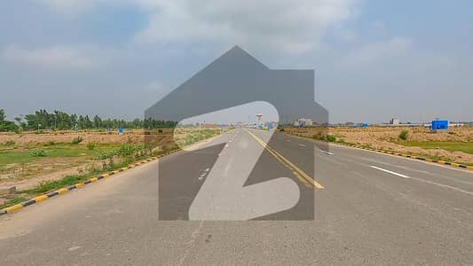 Perfect 5 Marla Plot For Sale In Prime Location On Pine Avenue! Perfect 5 Marla Plot For Sale In Prime Location On Pine Avenue!