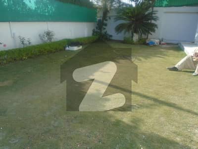 Prime loaction size 50 x90=500sqyds CDA tranfer single owner possiossion Available- Prime loaction size 50 x90=500sqyds CDA tranfer single owner possiossion Available-