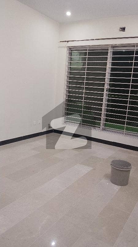 Beautiful Upper Portion Beautiful Upper Portion