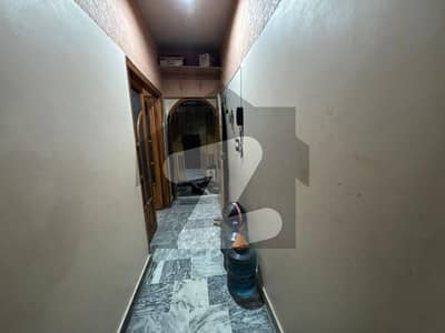 گرومندرچورنگی کراچی میں 3 کمروں کا 7 مرلہ فلیٹ 1.85 کروڑ میں برائے فروخت۔