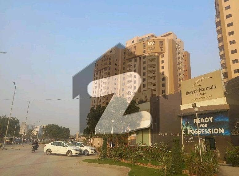 Good 2100 Square Feet Flat For rent In Burj-Ul-Harmain