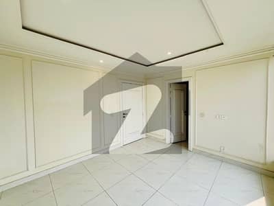 بحریہ ٹاؤن رفیع بلاک بحریہ ٹاؤن سیکٹر ای,بحریہ ٹاؤن,لاہور میں 2 کمروں کا 4 مرلہ فلیٹ 1.38 کروڑ میں برائے فروخت۔