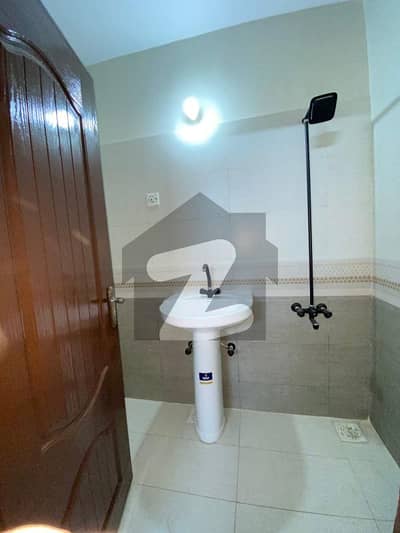 3 Bed DD For Sale Gulistan-E-Johar Block 15