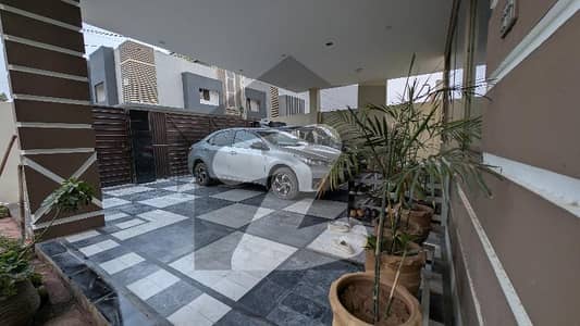 1 Kanal Luxury House Available for sale 1 Kanal Luxury House Available for sale
