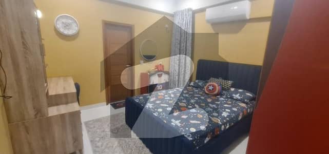 ڈی ایچ اے فیز 7 ایکسٹینشن ڈی ایچ اے ڈیفینس,کراچی میں 3 کمروں کا 5 مرلہ فلیٹ 1.2 لاکھ میں کرایہ پر دستیاب ہے۔